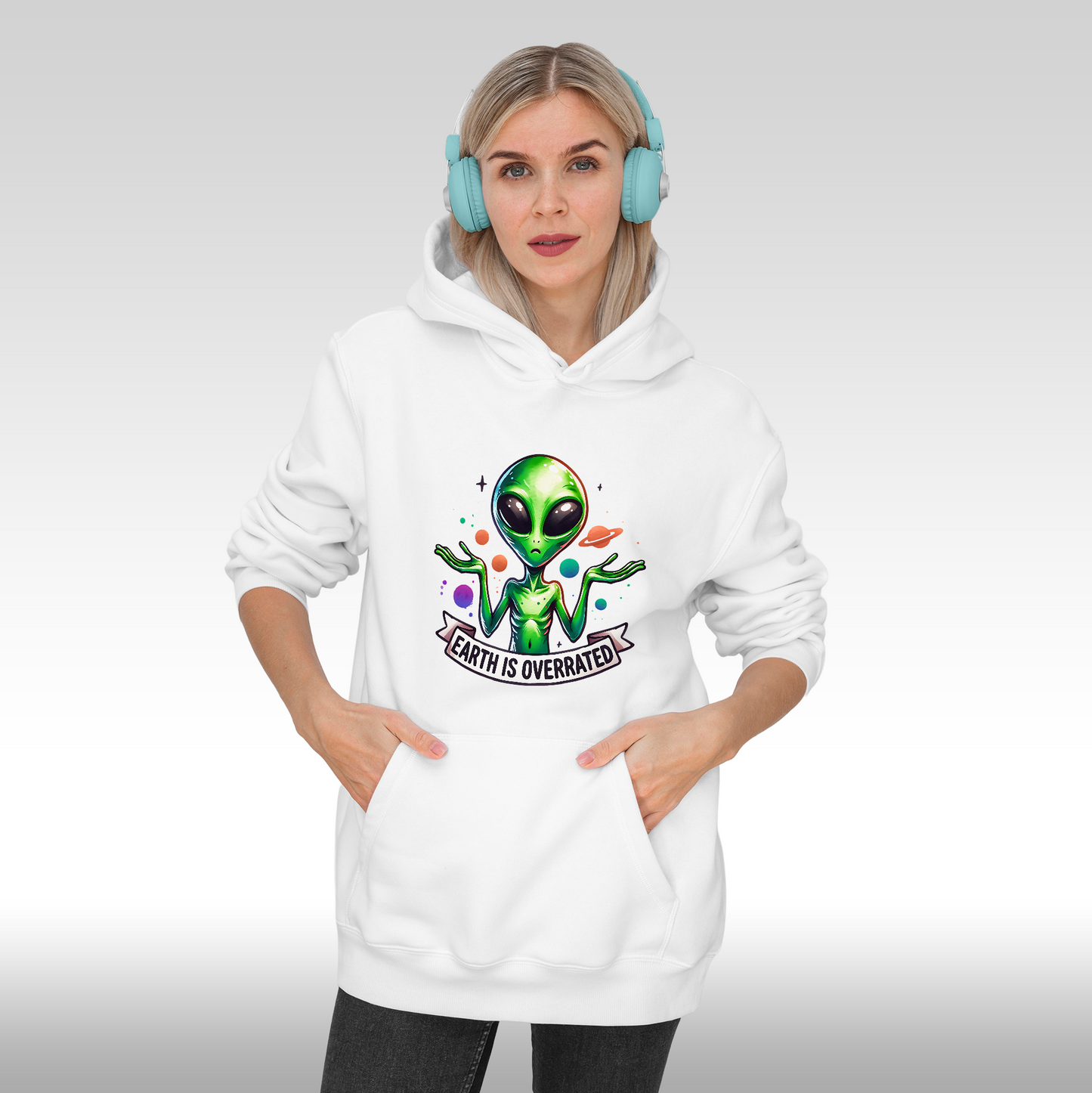 Hanorac alb personalizat Fata dama urban "Alien: Earth Is Overrated" streetwear
