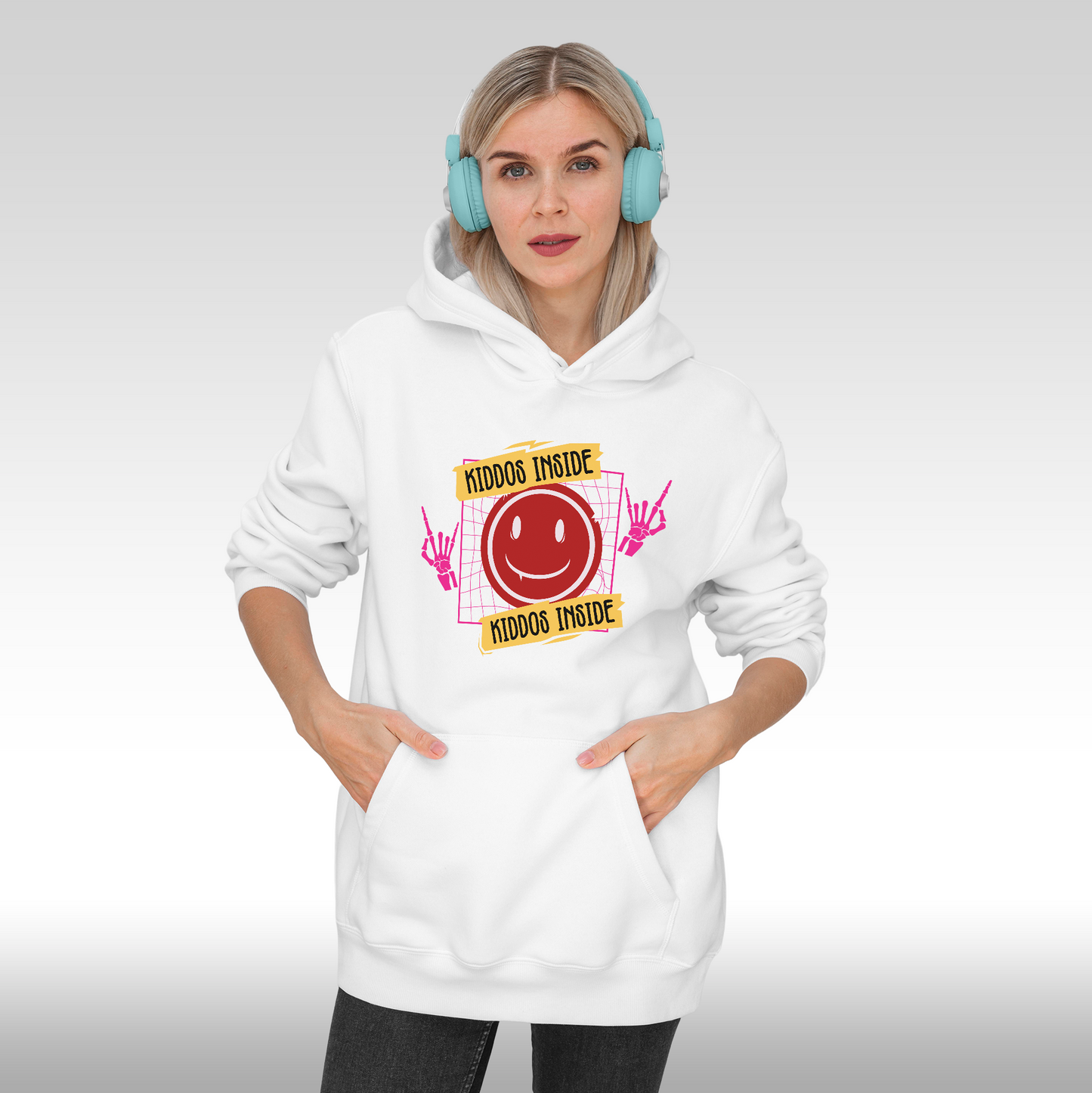 Hanorac alb personalizat Fata Dama urban "Kiddos Inside" streetwear

