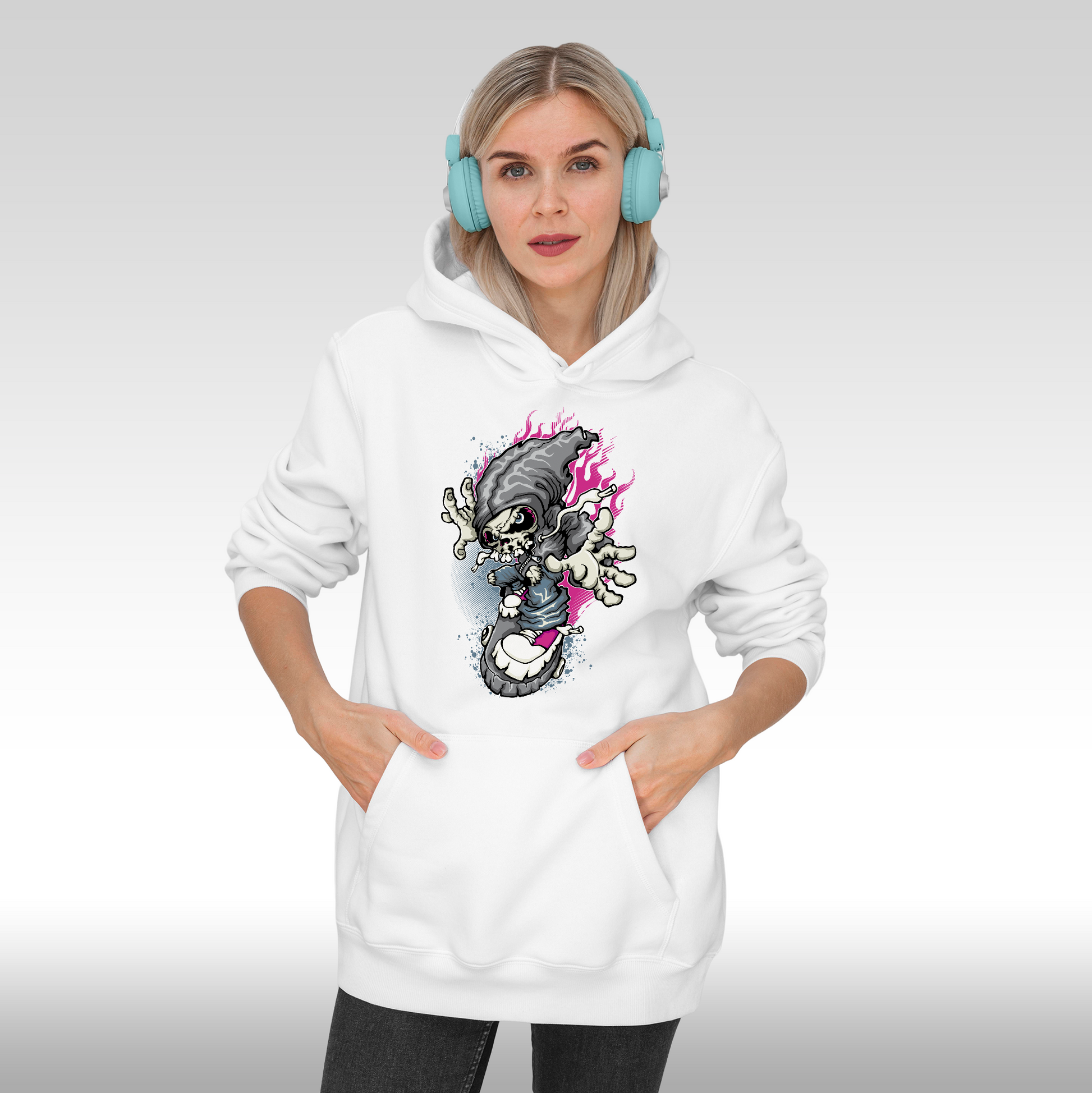 Hanorac alb personalizat Fata dama urban "Spectral Blaze" streetwear
