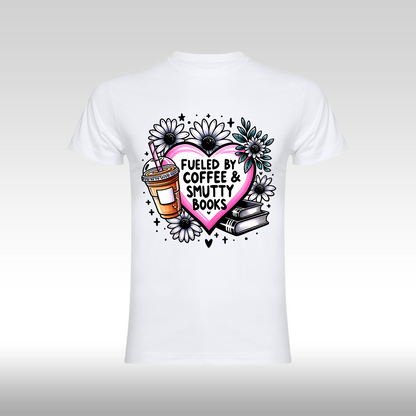 Tricou alb personalizat bumbac Fata Dama cafea "Fueled by Coffee & Smutty Books" streetwear
