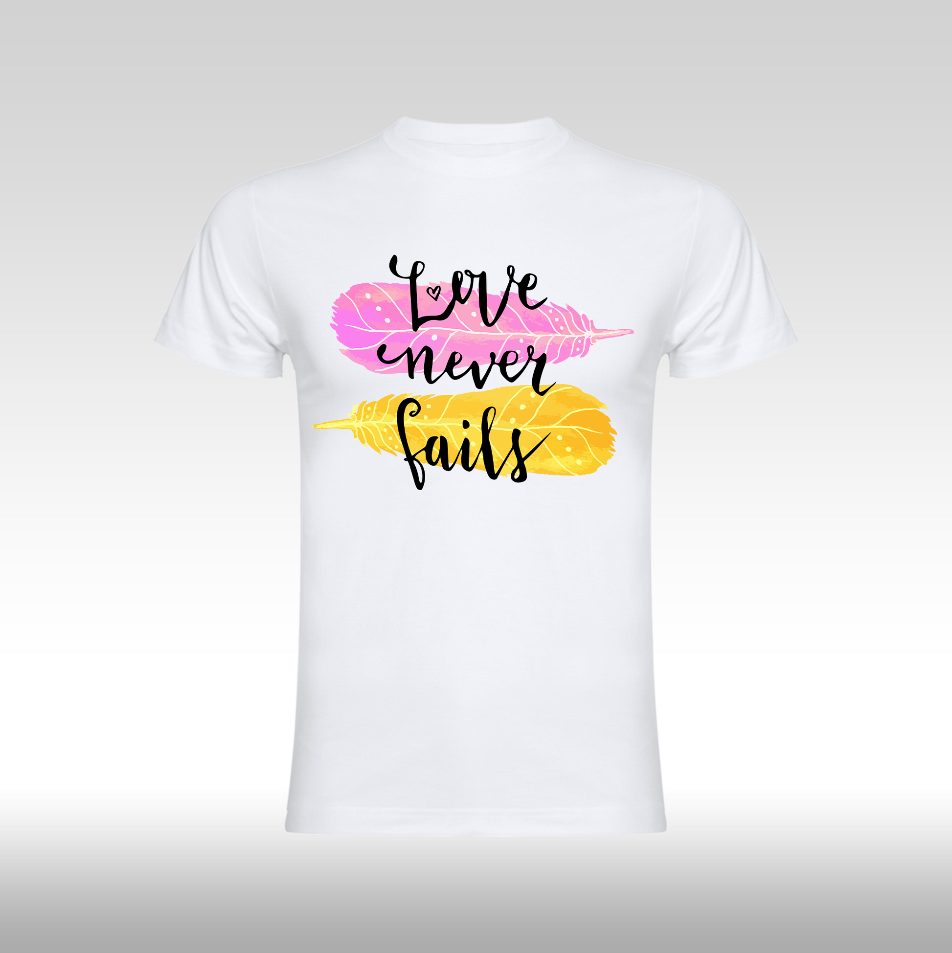 Tricou alb personalizat bumbac Fata Dama pene "Love Never Fails" streetwear
