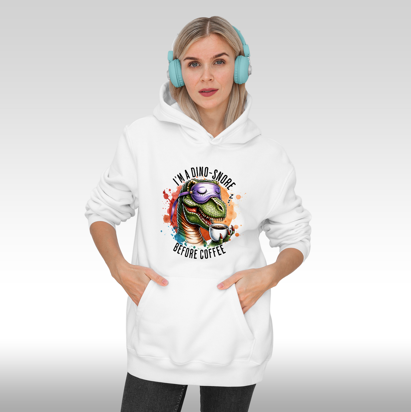 Hanorac alb personalizat Fata Dama cafea "I'm A Dino-Snore Before Coffee" streetwear
