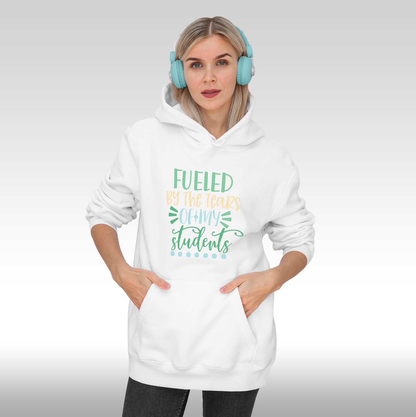 Hanorac alb personalizat Fata Dama mesaj "Fueled By The Tears Of My Students" streetwear
