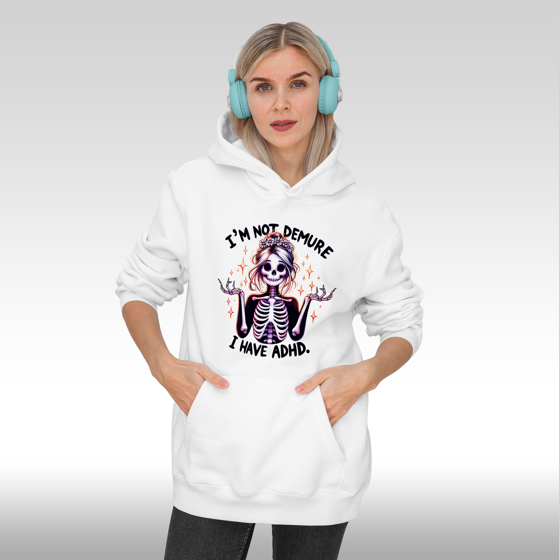 Hanorac alb personalizat Fata Dama mesaj "I'm Not Demure, I Have ADHD" streetwear
