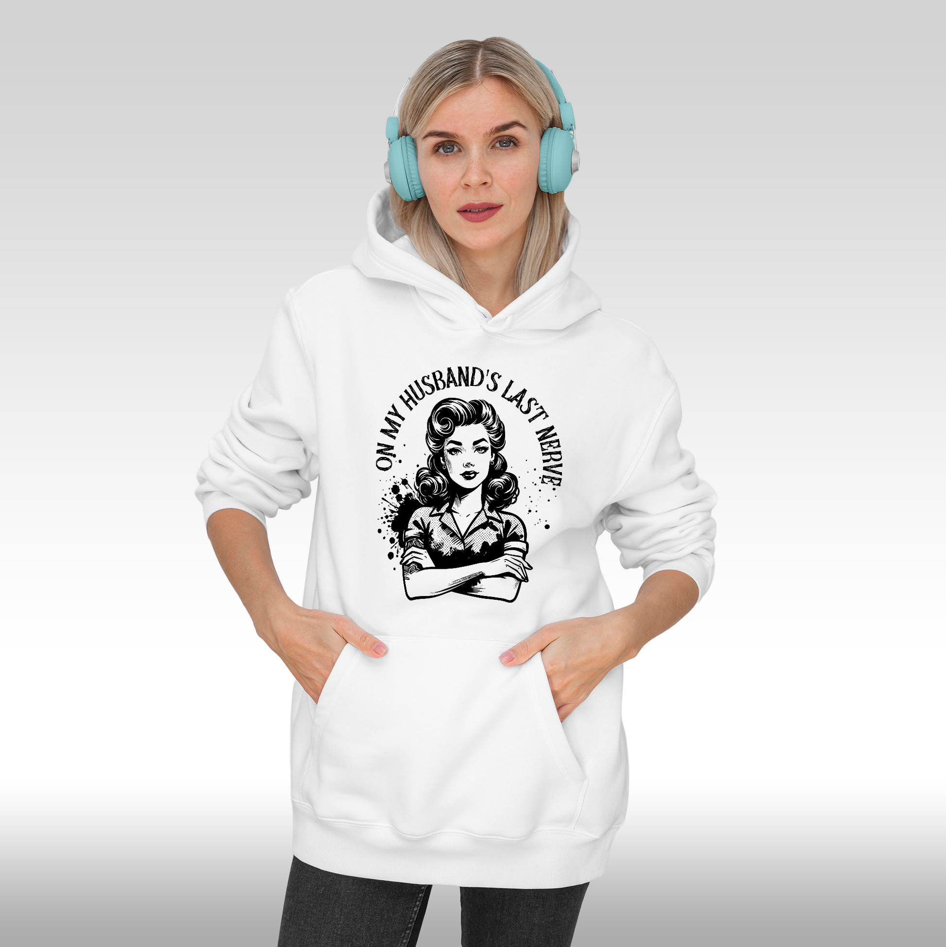 Hanorac alb personalizat Fata Dama sotie "On My Husband's Last Nerve" streetwear
